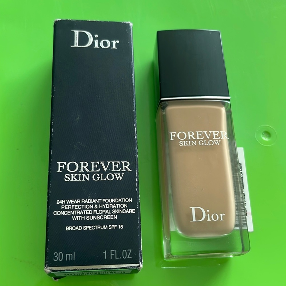 DIOR Forever Skin Glow 4C Cool/Glow